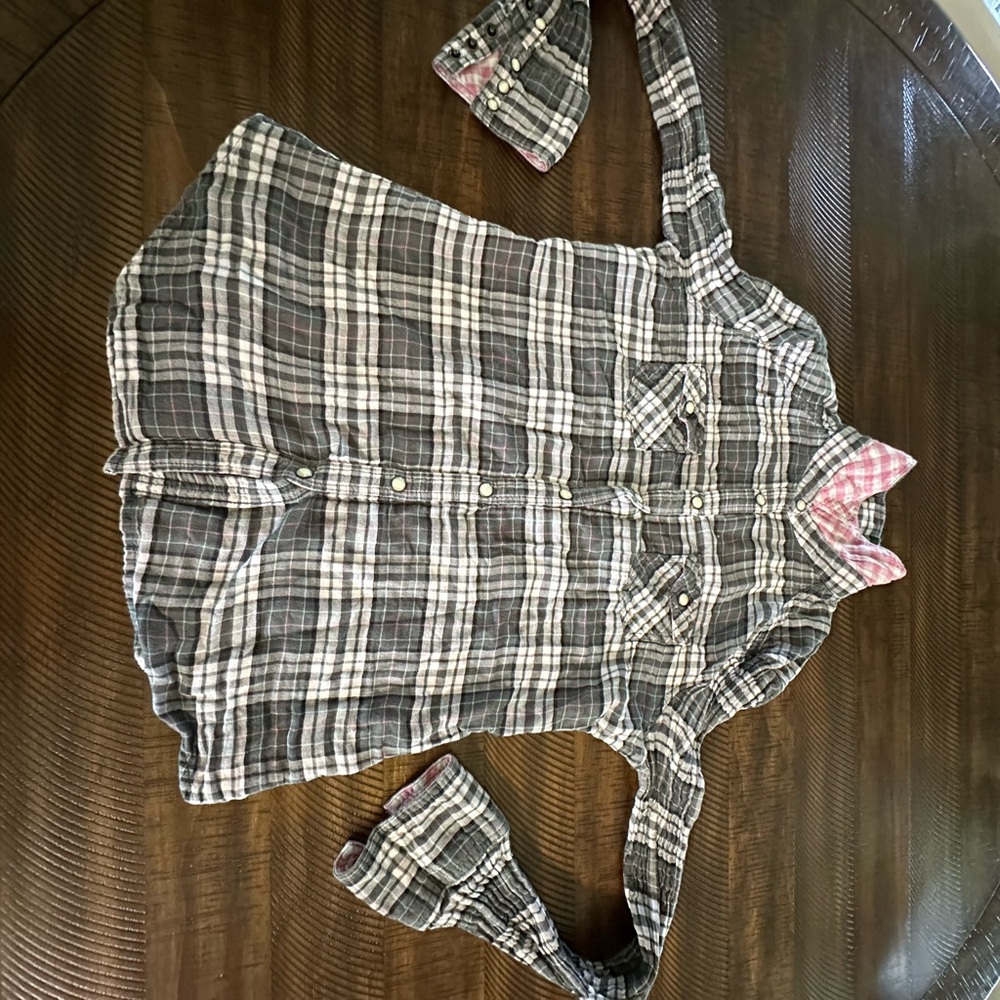 American Eagle Outfitters Plaid Button Down Shirt - Black and White